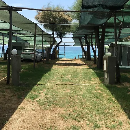 Üdülőpark Villaggio La Scogliera *