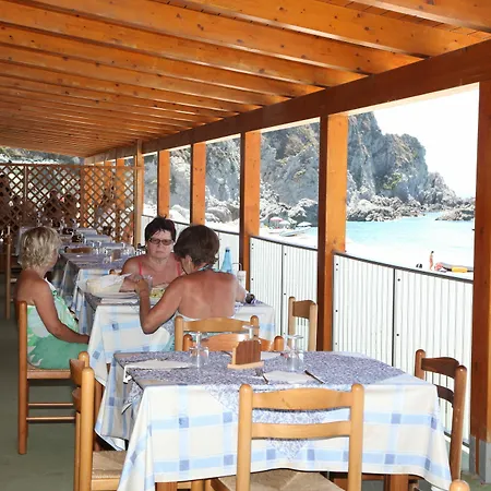 Villaggio La Scogliera * Ricadi