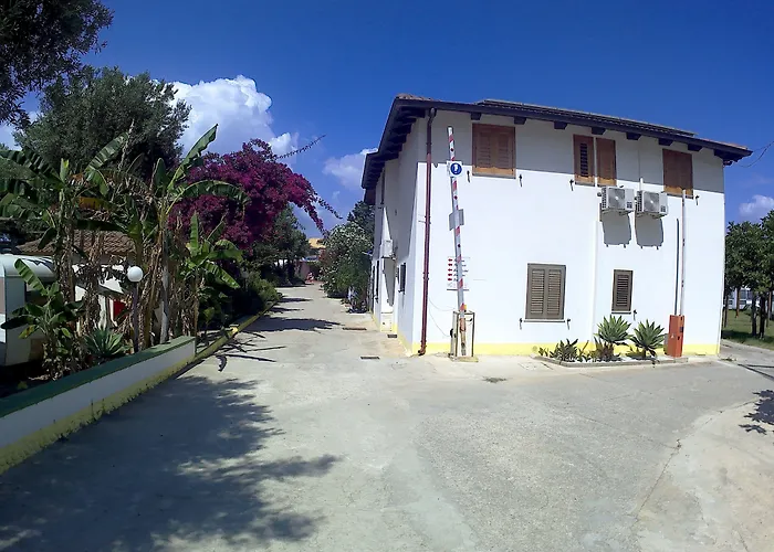 Villaggio La Scogliera Semesterpark