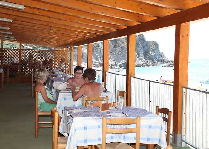 Villaggio La Scogliera פארק נופש *