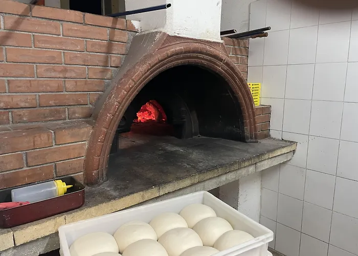 Villaggio La Scogliera פארק נופש *