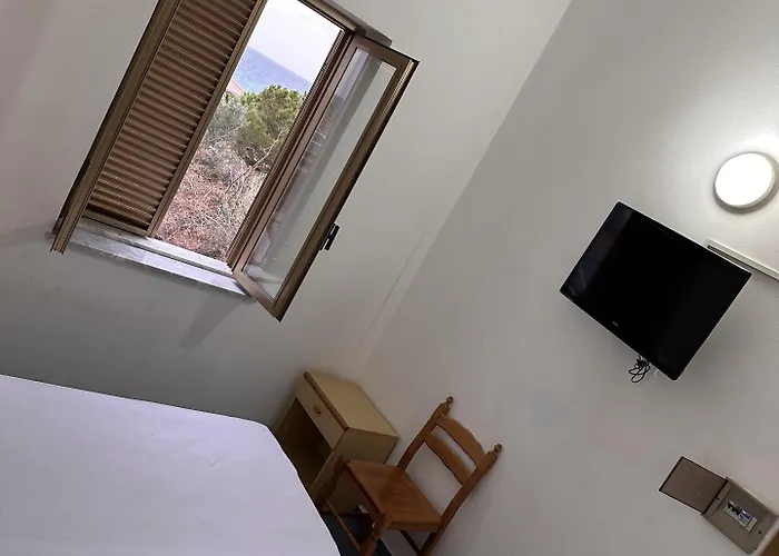 פארק נופש Villaggio La Scogliera ריקאדי