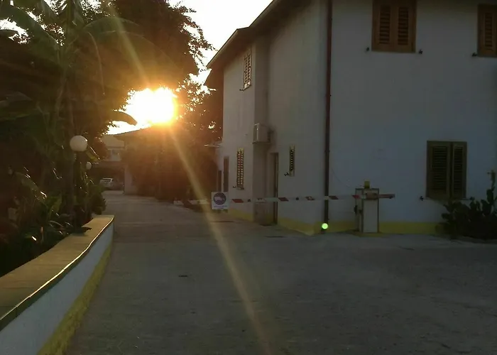 Villaggio La Scogliera * ריקאדי