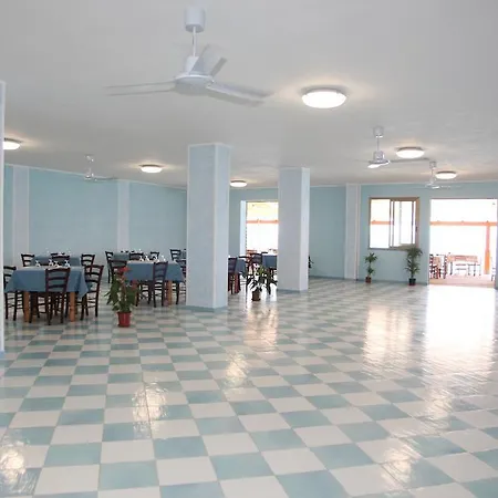 Prázdninový areál Villaggio La Scogliera *