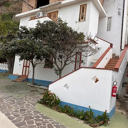 Villaggio La Scogliera * Ricadi