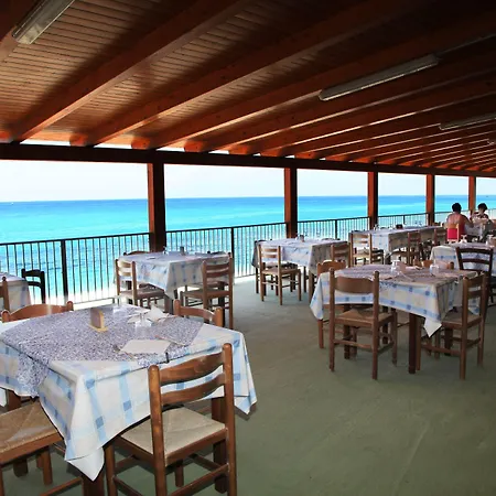 Villaggio La Scogliera * Ricadi