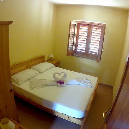 Villaggio La Scogliera Vakantiepark *