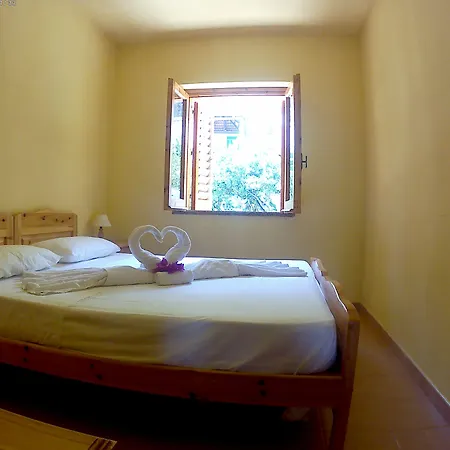 Villaggio La Scogliera 里卡迪