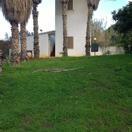 Villaggio La Scogliera Semesterpark *