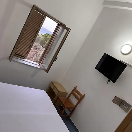 פארק נופש Villaggio La Scogliera ריקאדי